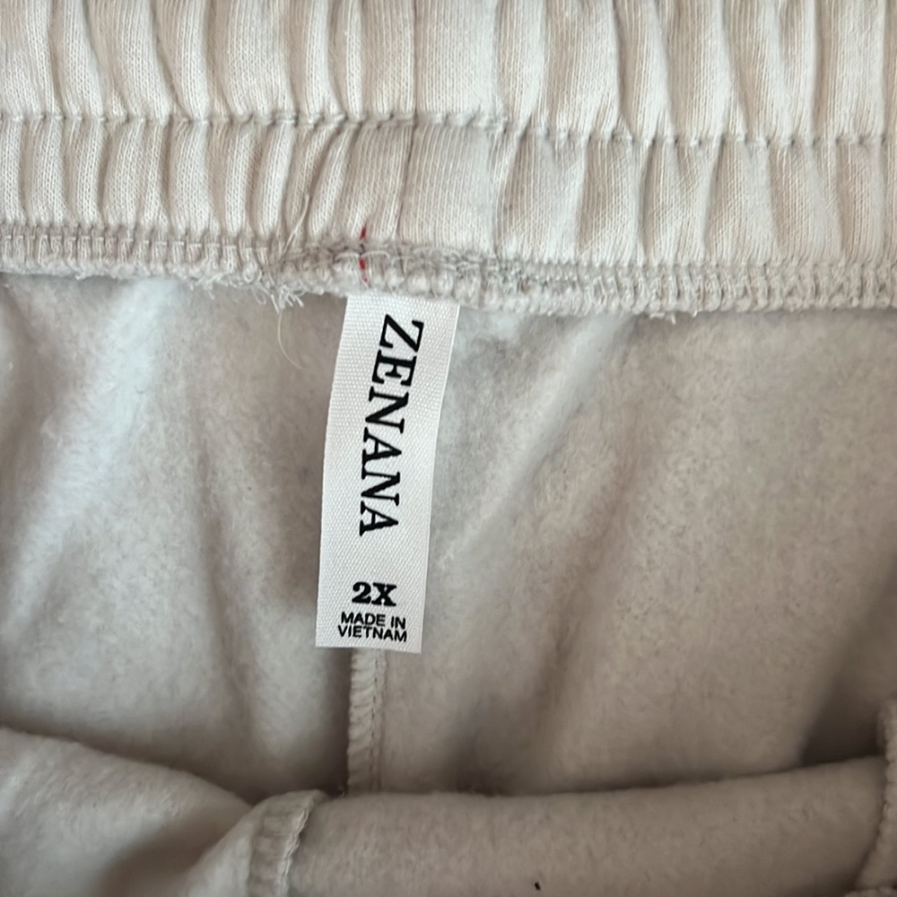 Nwot zenana star sweatsuit - Picture 8 of 11